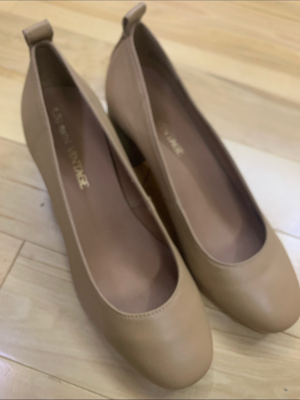 Crown Vintage Nude Block Heels, Leather upper, size 8.5M, new, never worn